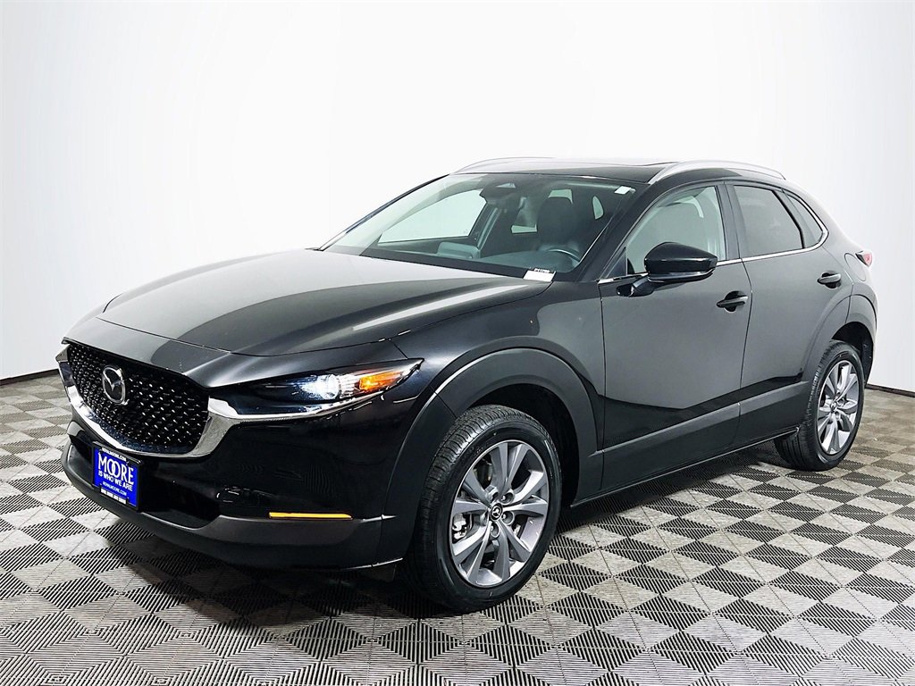 Used 2025 MAZDA CX-30 AWD 2.5 S w/ Preferred Package image 3