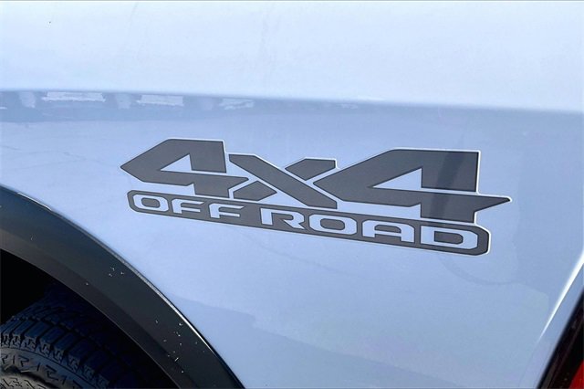 Used 2017 RAM 2500 Tradesman w/ Chrome Appearance Group image 25