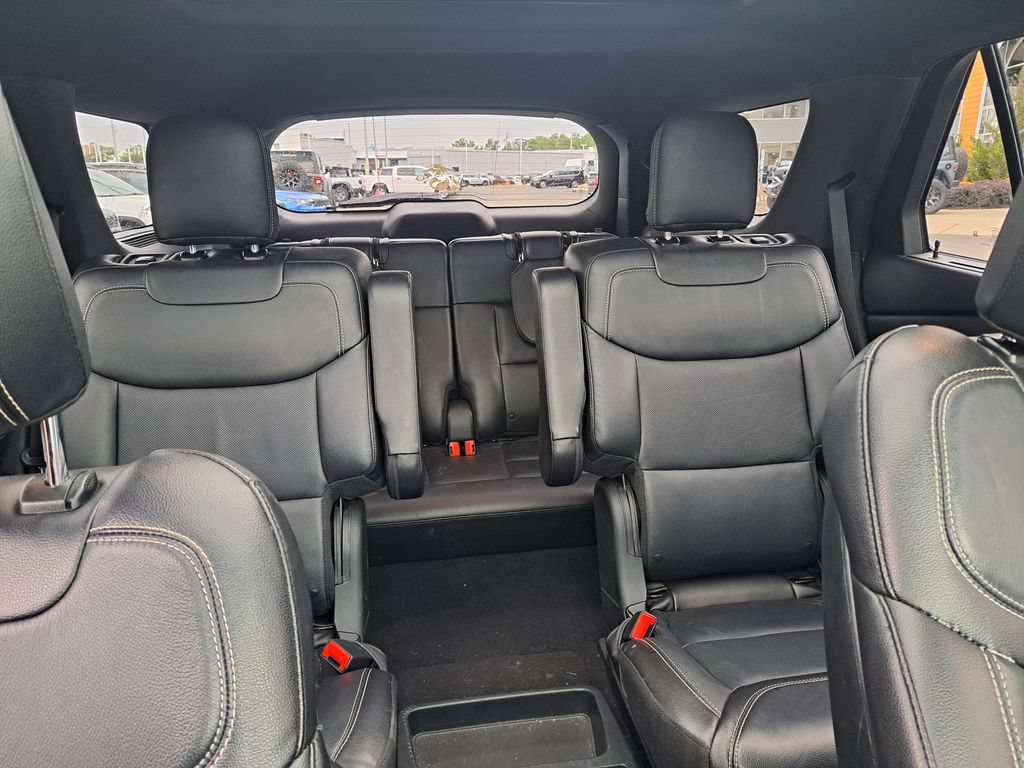 Used 2020 Ford Explorer ST w/ ST Street Pack AWD/4WD image 34