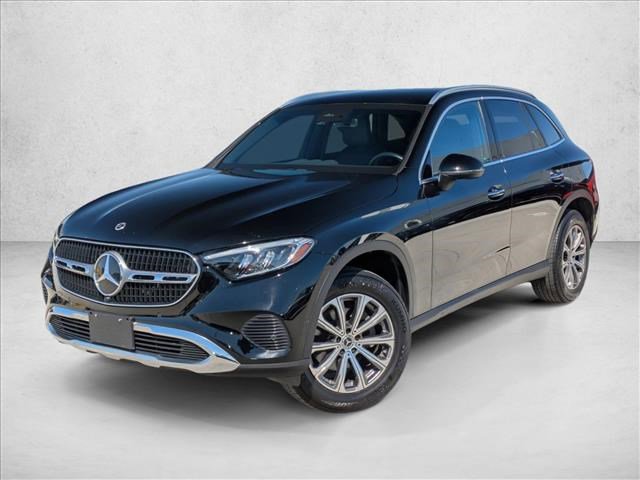 Used 2023 Mercedes-Benz GLC 300 4MATIC image 1