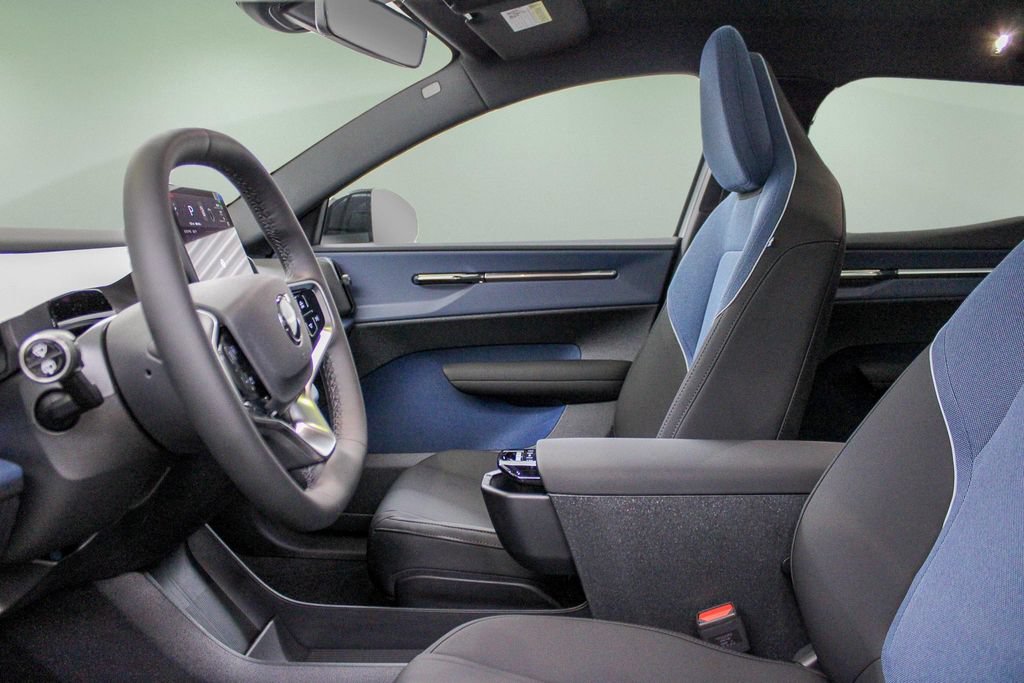 New 2026 Volvo EX30 Cross Country Ultra w/ Protection Package Premier AWD/4WD image 22