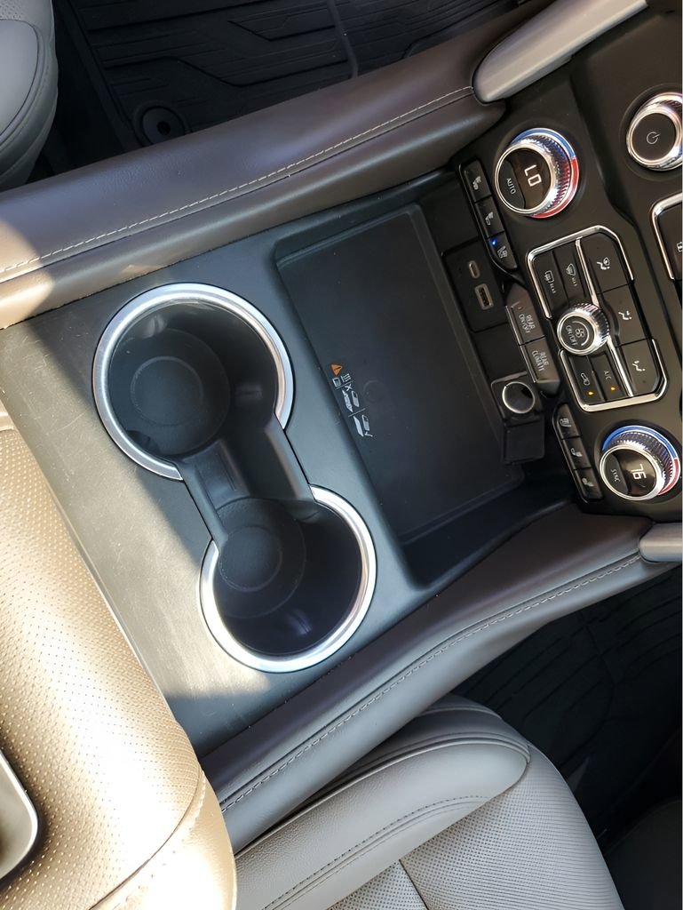 Used 2021 GMC Yukon XL SLT w/ Rear Media and Nav Package image 42