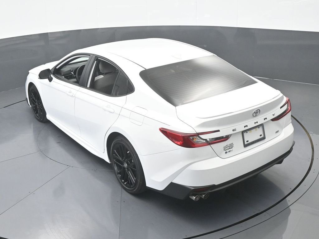 Used 2026 Toyota Camry SE w/ Convenience Package image 56