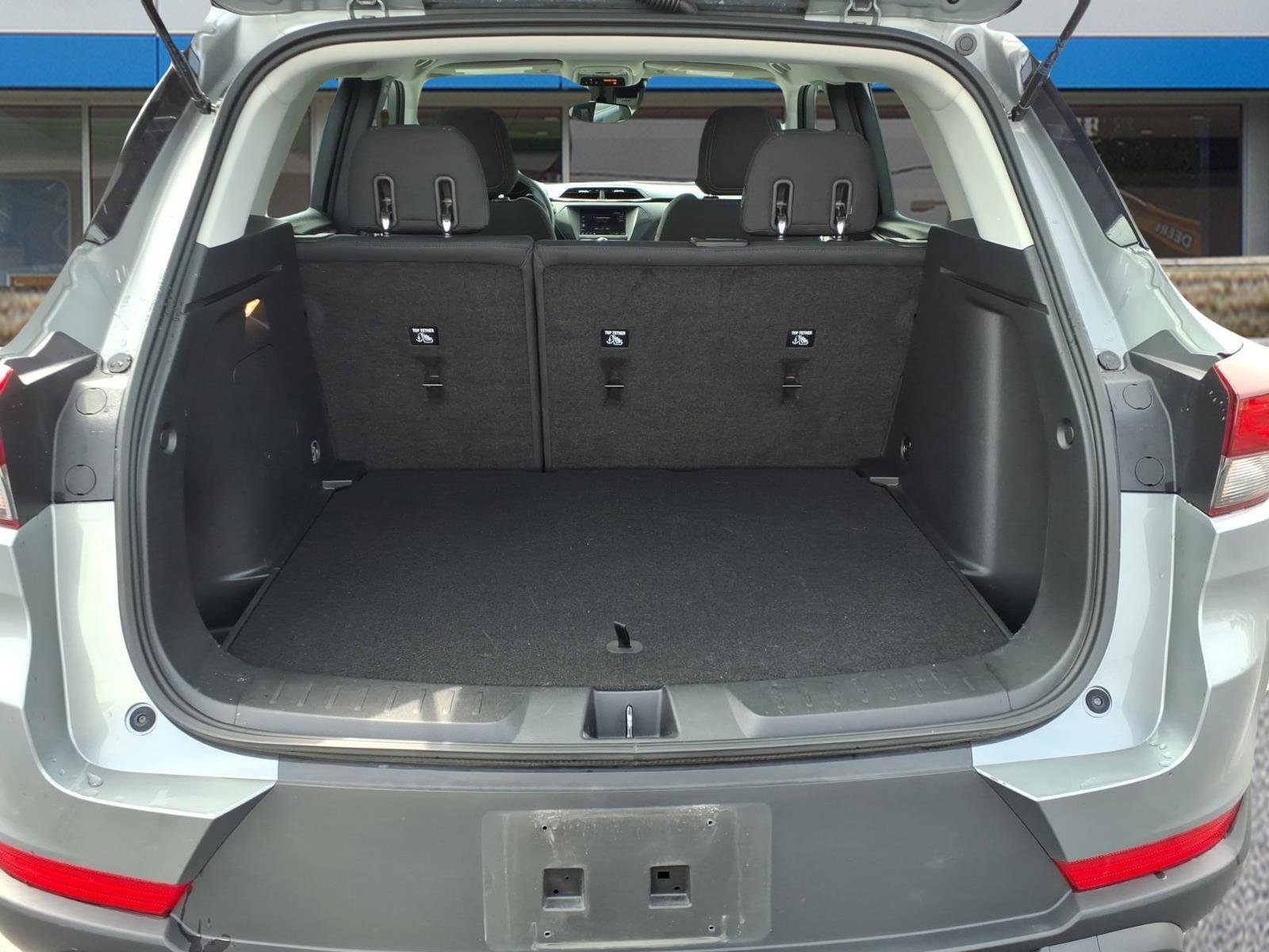Used 2023 Chevrolet TrailBlazer LS image 5