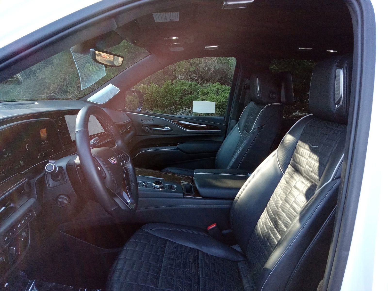 Used 2021 Cadillac Escalade Sport Platinum image 11