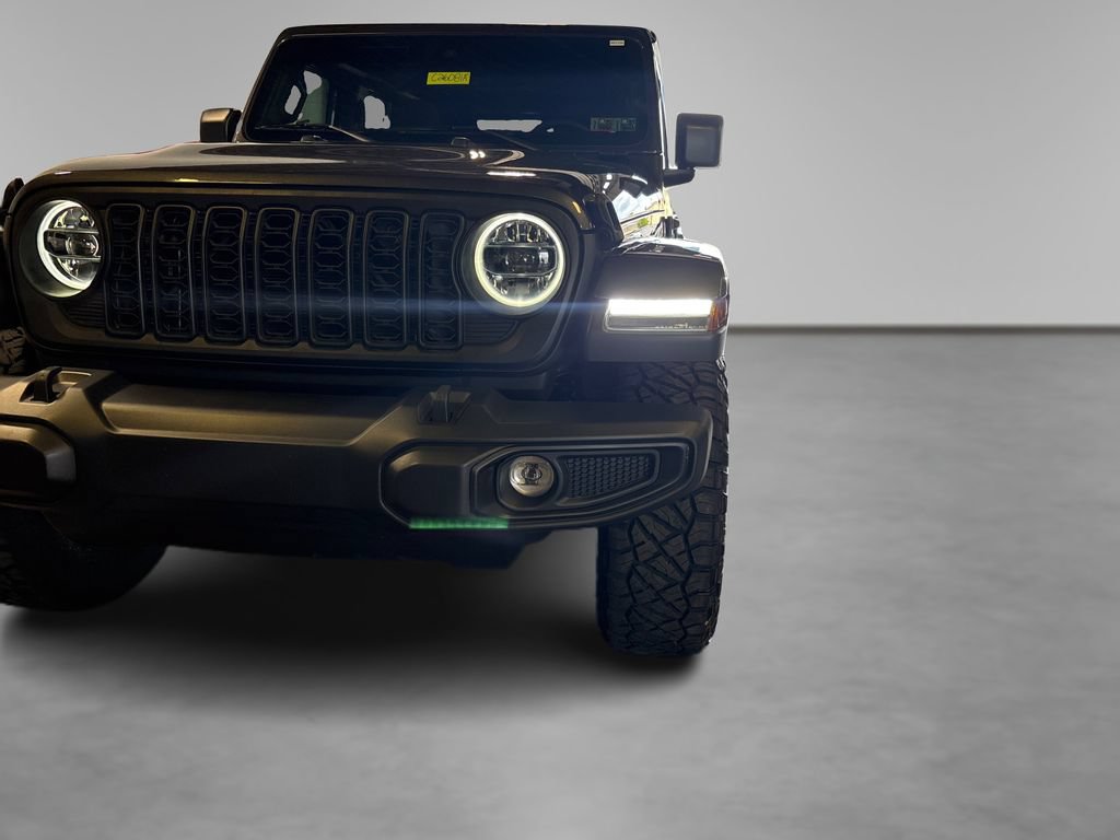 Used 2024 Jeep Wrangler Unlimited Sahara w/ Safety Group AWD/4WD image 22