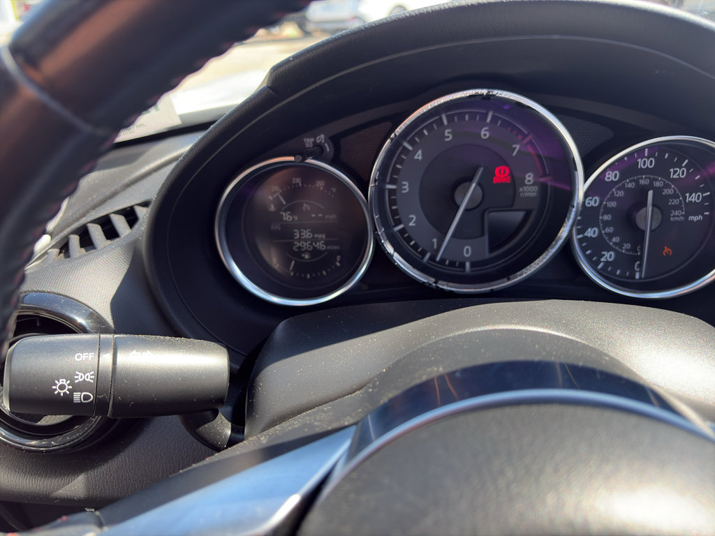 Used 2016 MAZDA MX-5 Miata Club image 18