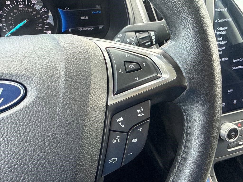 Used 2022 Ford Edge Titanium AWD/4WD image 26