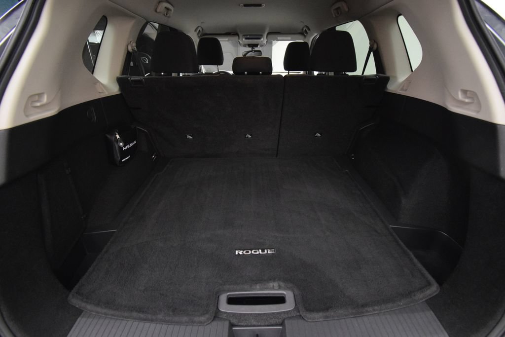 Used 2022 Nissan Rogue SV AWD/4WD image 29