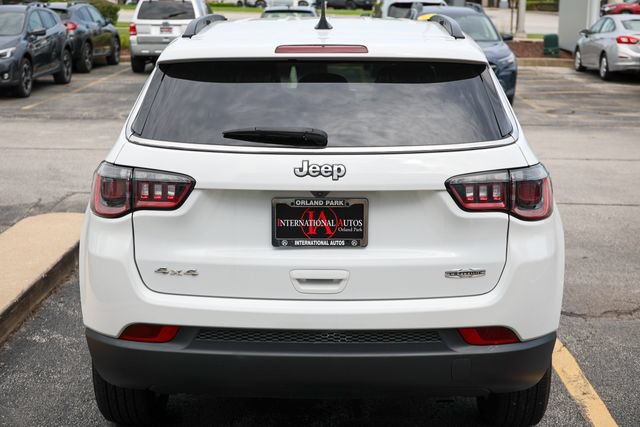 Used 2023 Jeep Compass Latitude w/ Convenience Group AWD/4WD image 33