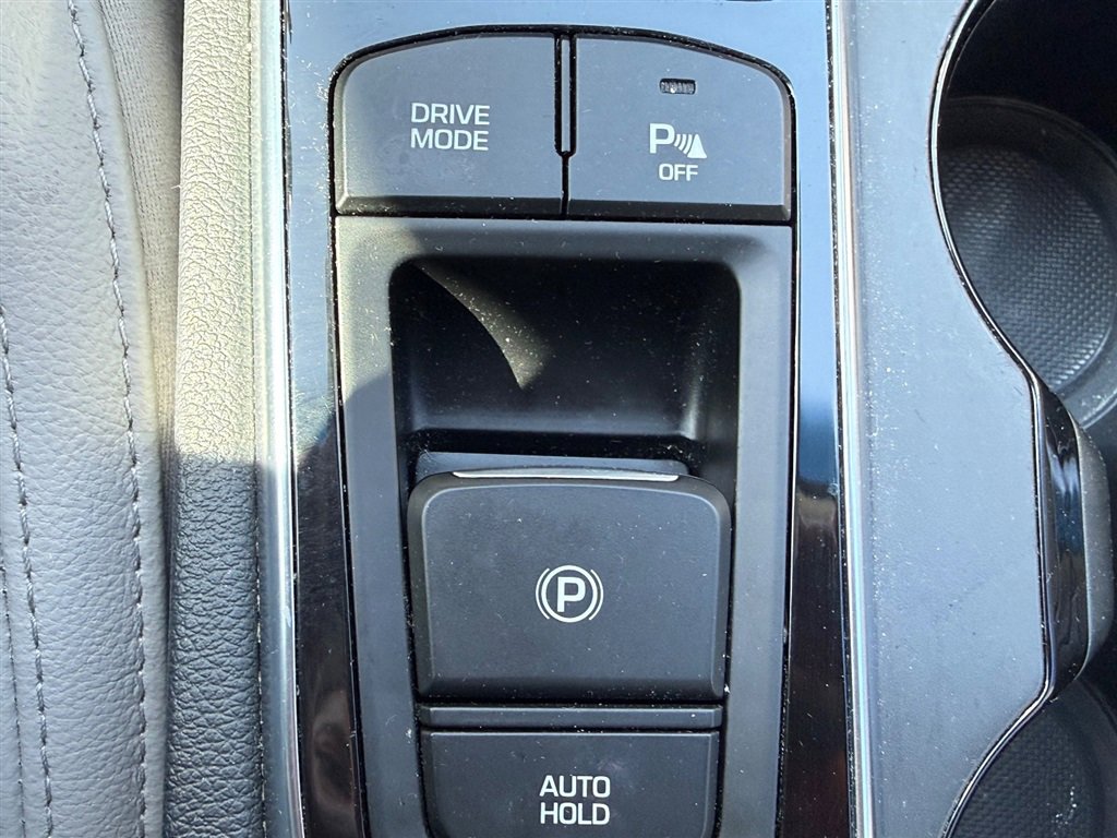 Used 2016 Hyundai Sonata Limited w/ Option Group 05 FWD image 21