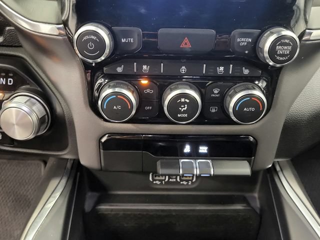 Used 2024 RAM 1500 Laramie AWD/4WD image 34