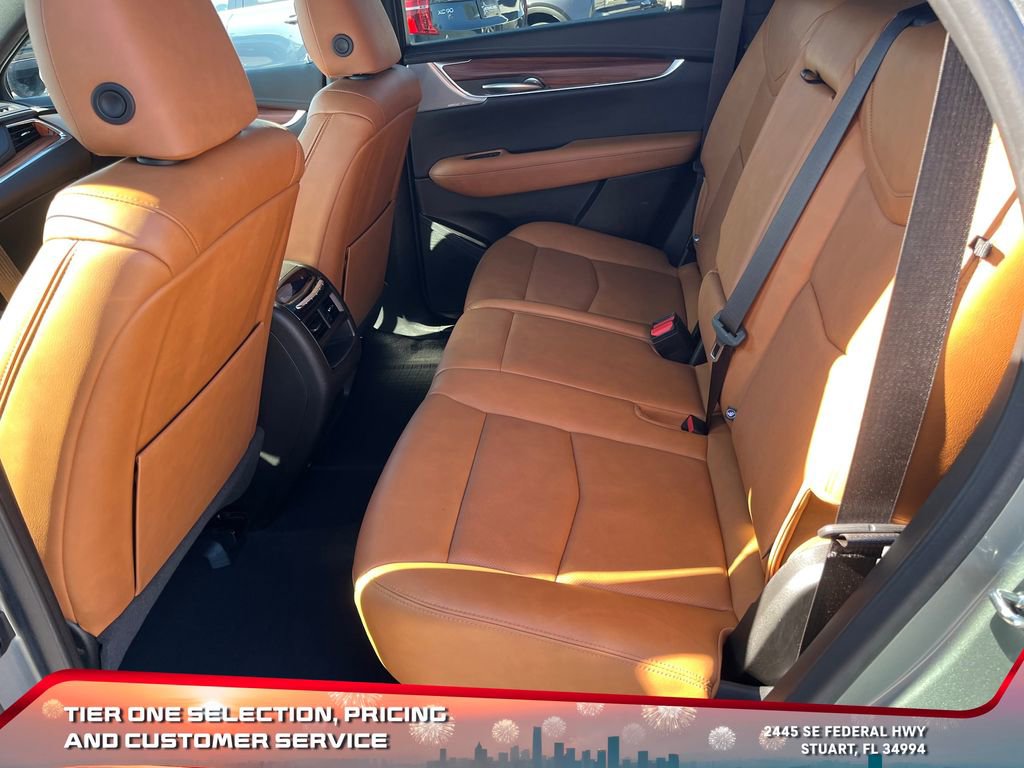Used 2024 Cadillac XT5 Premium Luxury w/ Technology Package image 11
