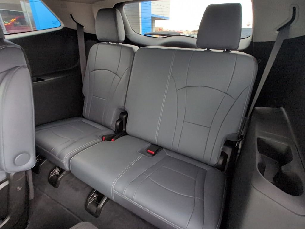 Used 2021 Buick Enclave Premium w/ Surround and Sites Package image 27