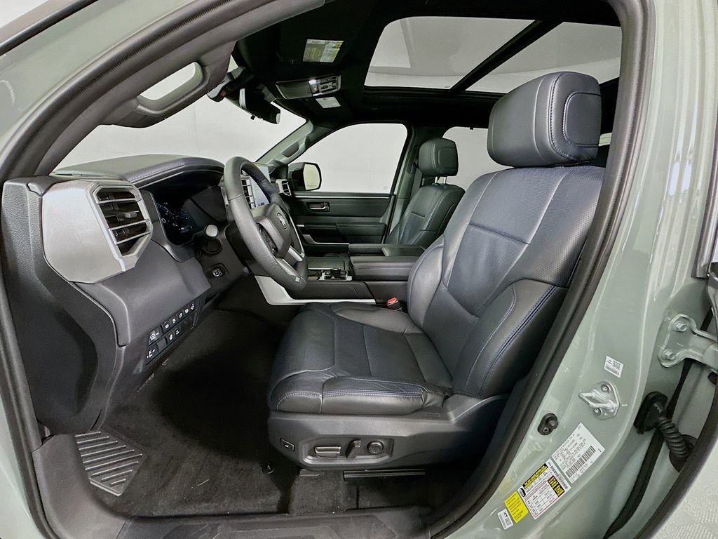 Used 2025 Toyota Tundra Platinum AWD/4WD image 21