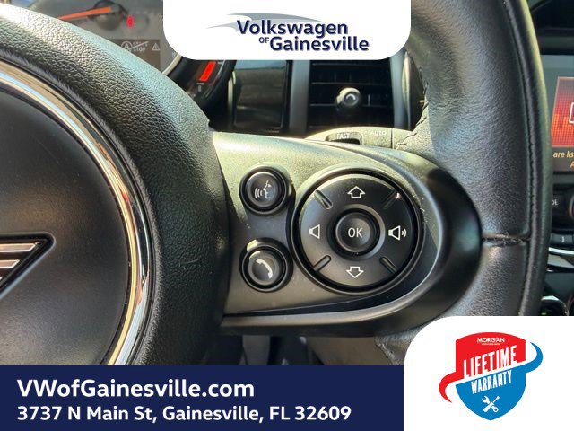 Used 2021 MINI Cooper 2-Door Hardtop image 19