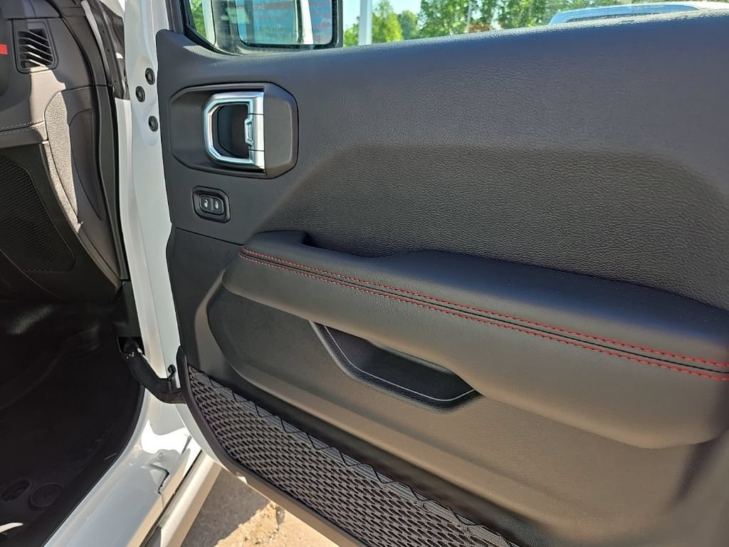 New 2026 Jeep Gladiator Mojave AWD/4WD image 76