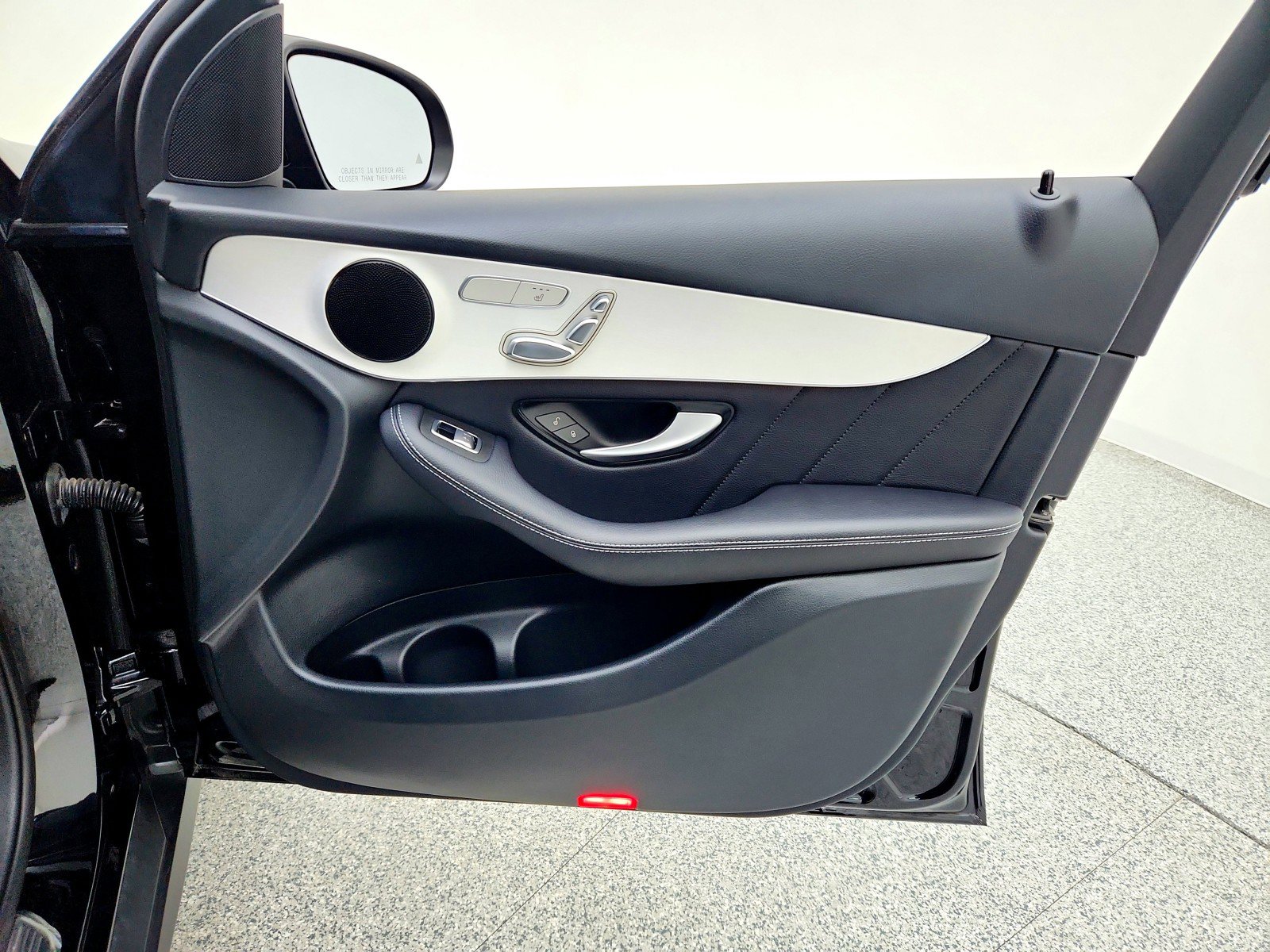 Certified 2022 Mercedes-Benz GLC 300 image 25