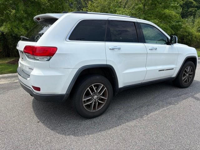 Used 2017 Jeep Grand Cherokee Limited AWD/4WD image 2