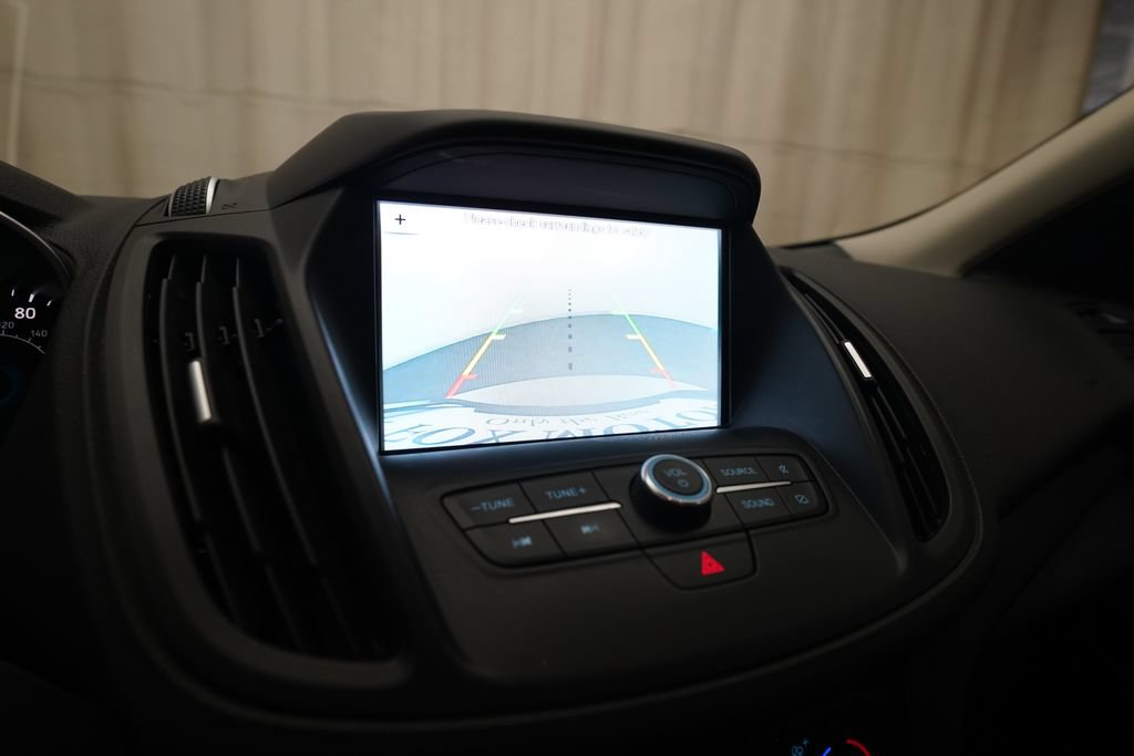 Used 2019 Ford Escape SE FWD image 19
