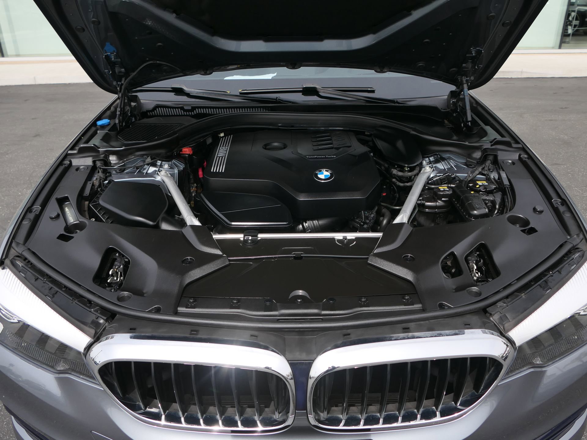 Used 2020 BMW 530i w/ Premium Package image 31