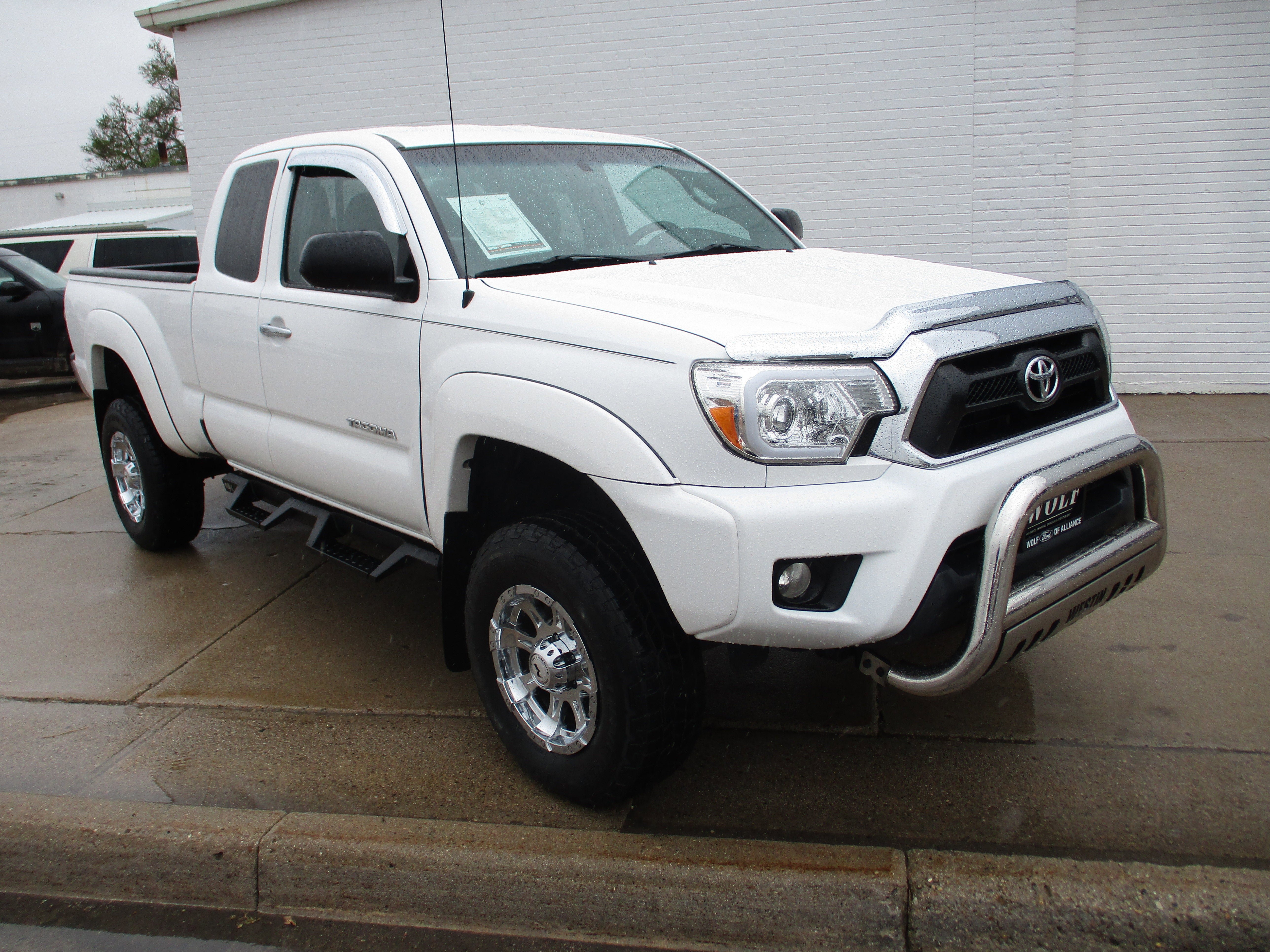 Used 2013 Toyota Tacoma 4x4 Access Cab w/ SR5 Pkg