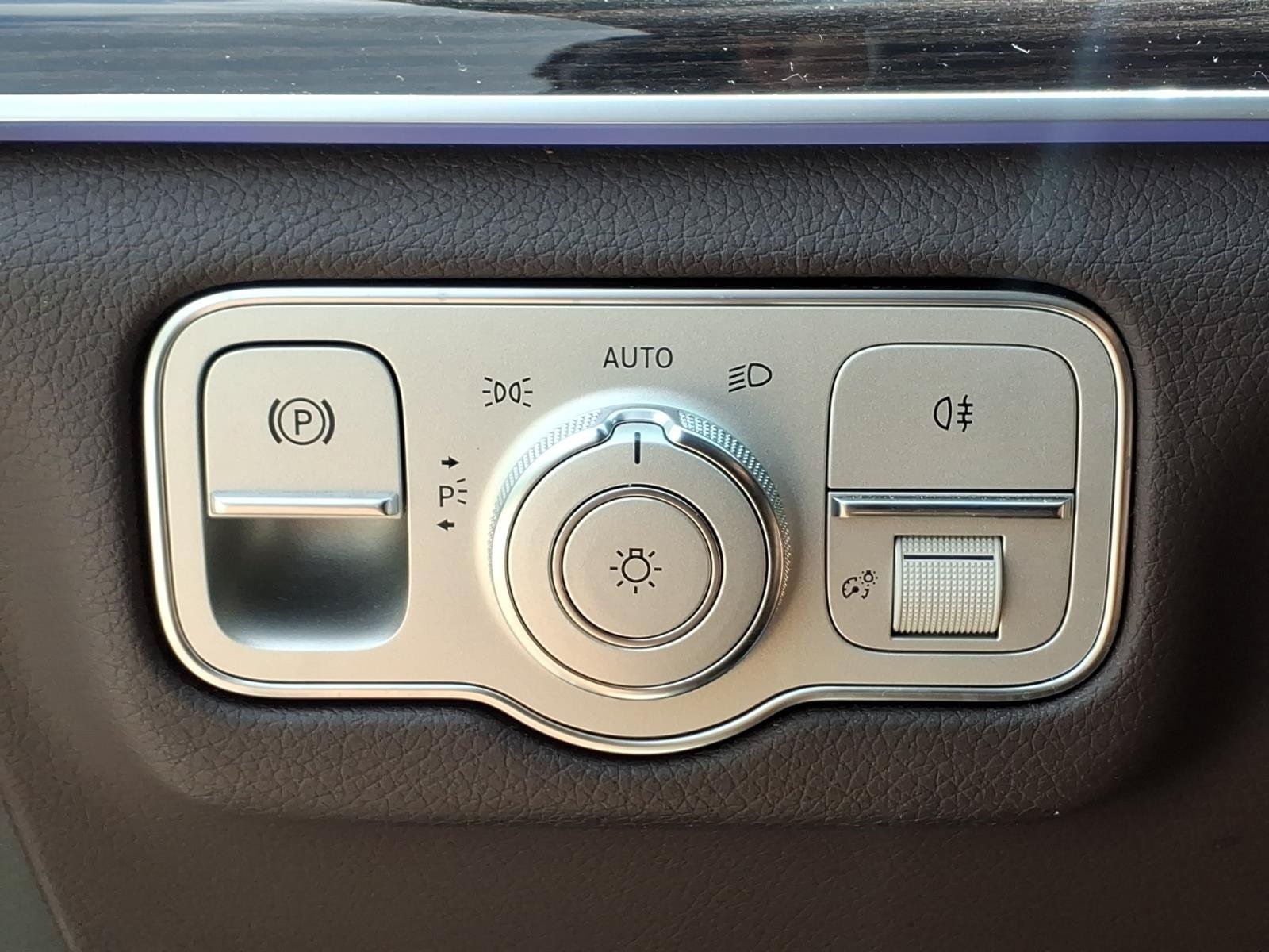 Used 2023 Mercedes-Benz GLE 350 4MATIC image 25