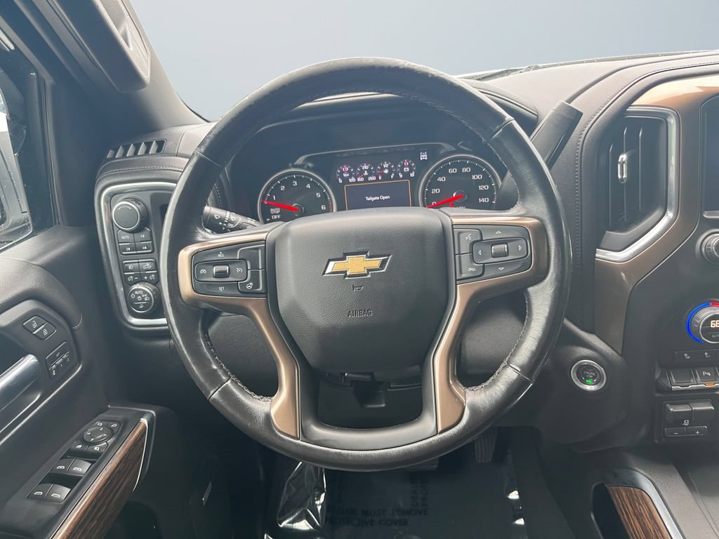 Used 2019 Chevrolet Silverado 1500 High Country w/ Z71 Off-Road Package AWD/4WD image 12