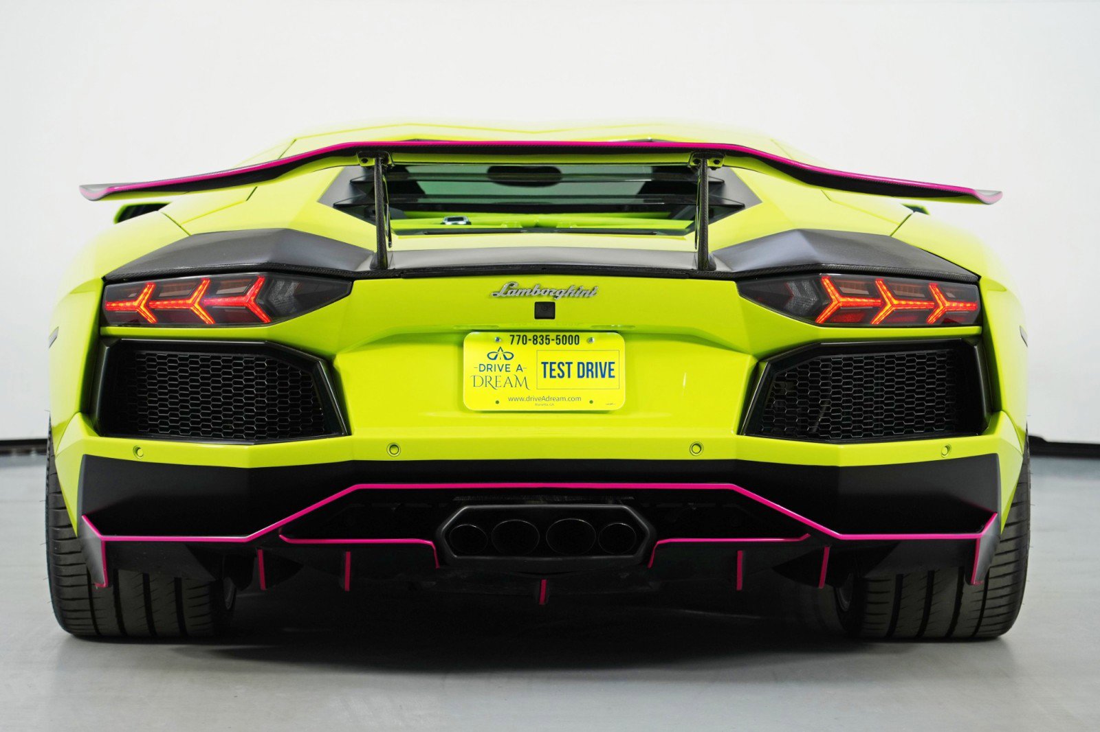 Used 2015 Lamborghini Aventador LP 700-4 image 21