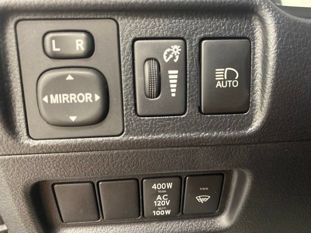 Certified 2022 Toyota 4Runner TRD Off-Road AWD/4WD image 17