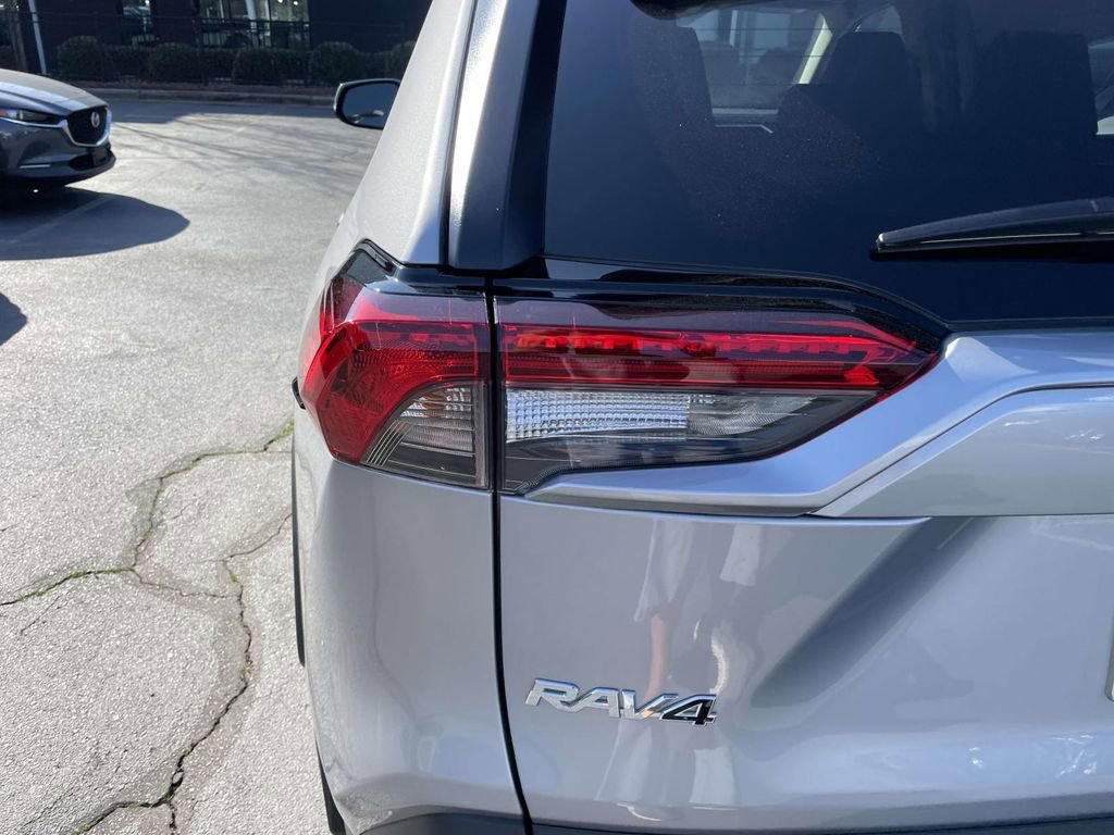 Used 2025 Toyota RAV4 XLE Premium image 19