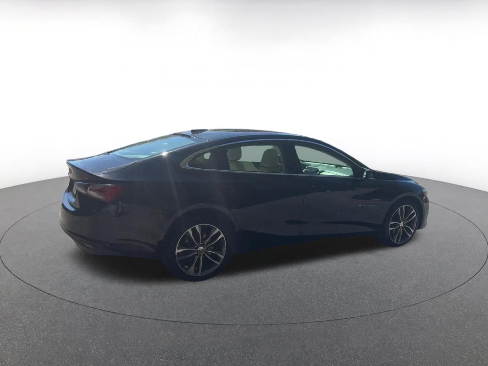 Used 2024 Chevrolet Malibu LT image 14