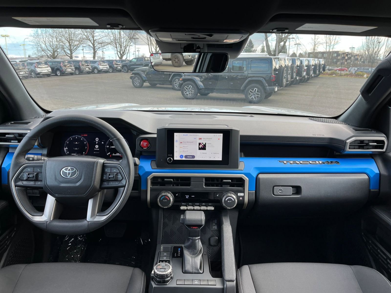 Used 2025 Toyota Tacoma TRD Off-Road image 33