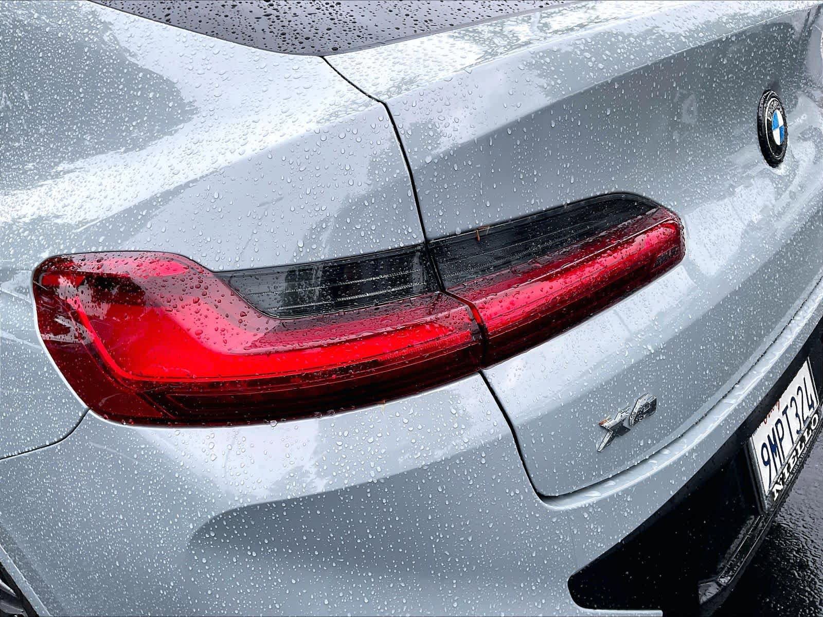 Used 2024 BMW X4 M40i AWD/4WD image 29