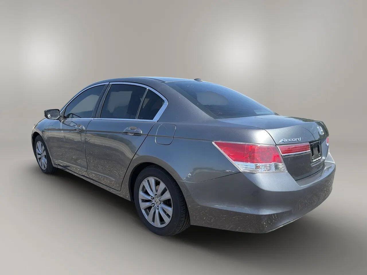 Used 2011 Honda Accord EX-L image 5