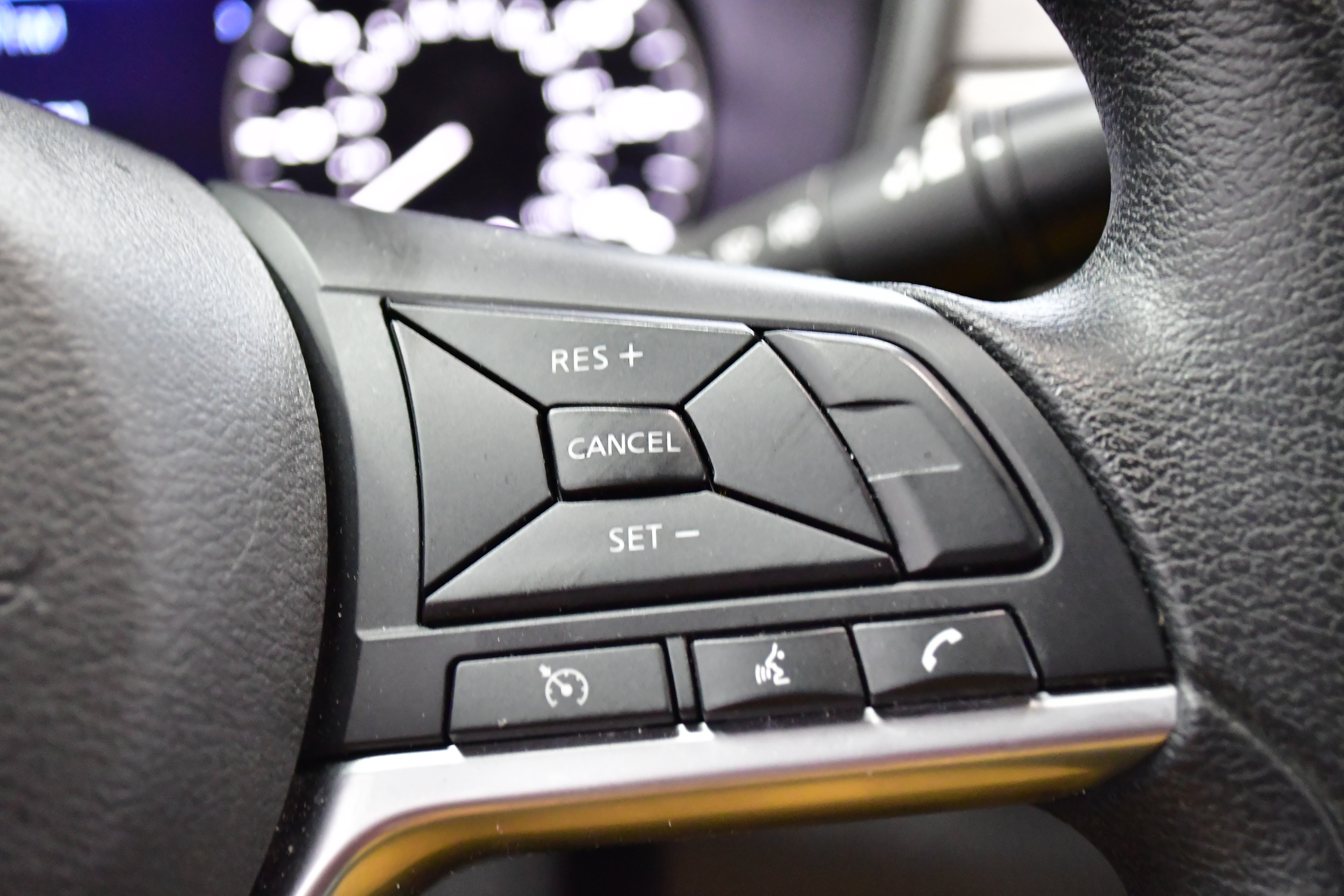 Used 2025 Nissan Altima 2.5 SV FWD image 22
