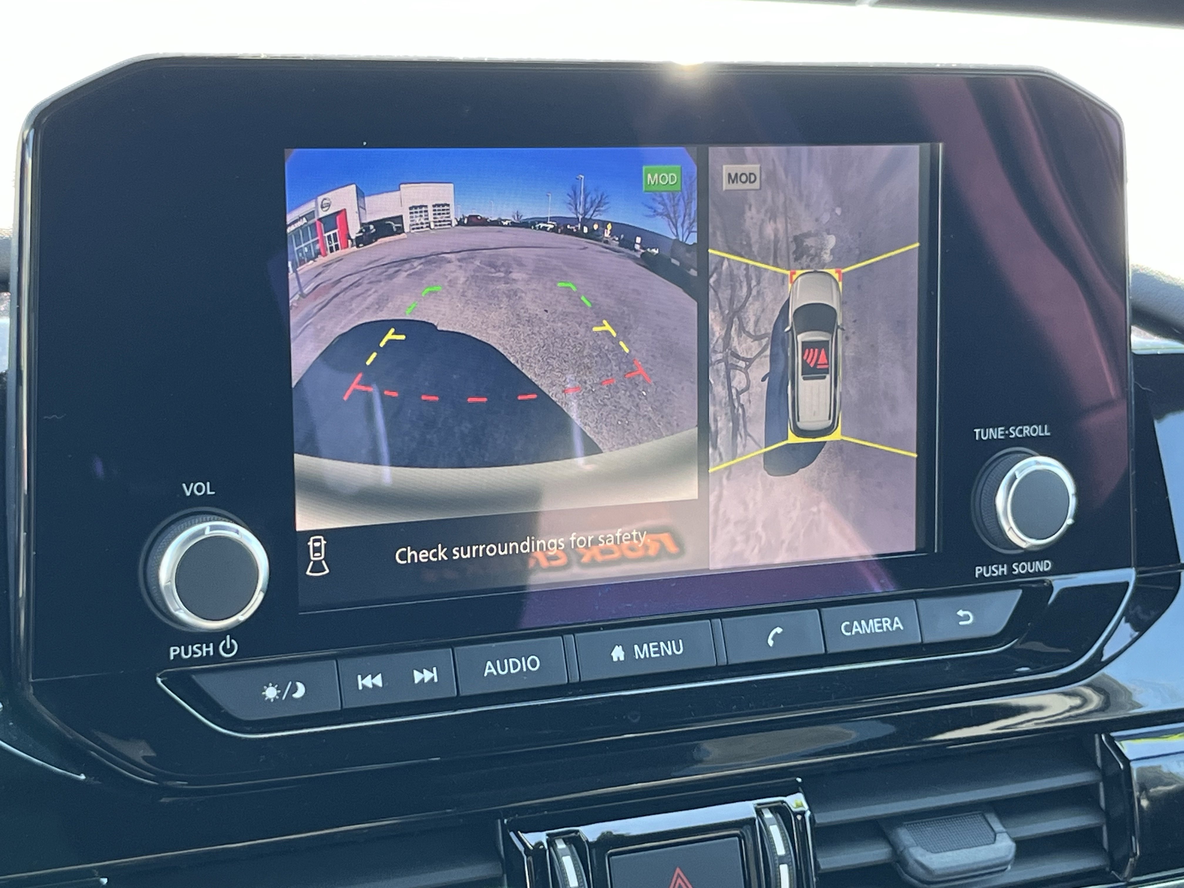 Used 2024 Nissan Pathfinder Rock Creek AWD/4WD image 29