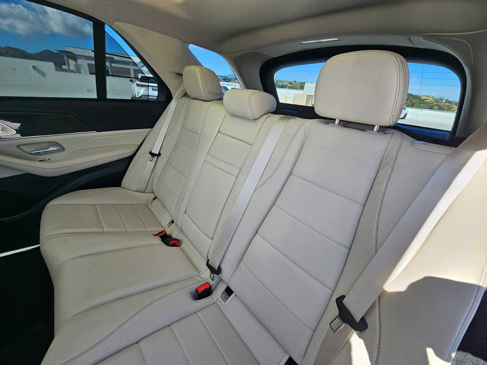 Used 2021 Mercedes-Benz GLE 350 4MATIC image 17