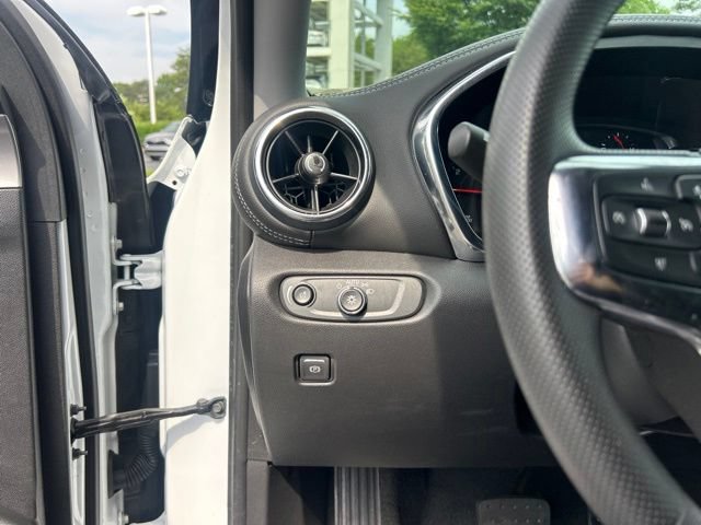 Used 2025 Chevrolet Blazer LT AWD/4WD image 27