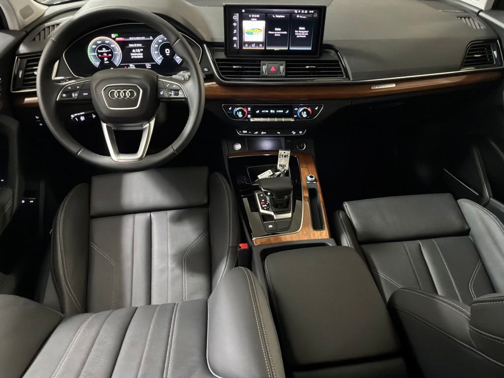 Used 2024 Audi Q5 e Premium Plus AWD/4WD image 12