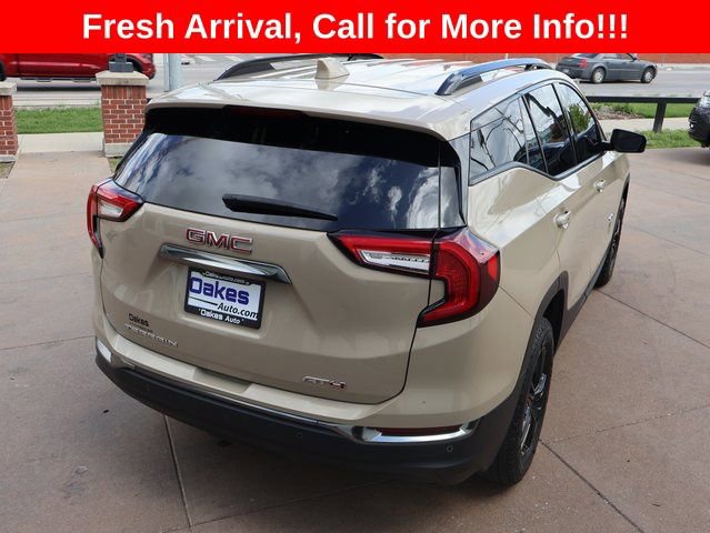 Certified 2022 GMC Terrain AT4 w/ Infotainment Package II AWD/4WD image 5