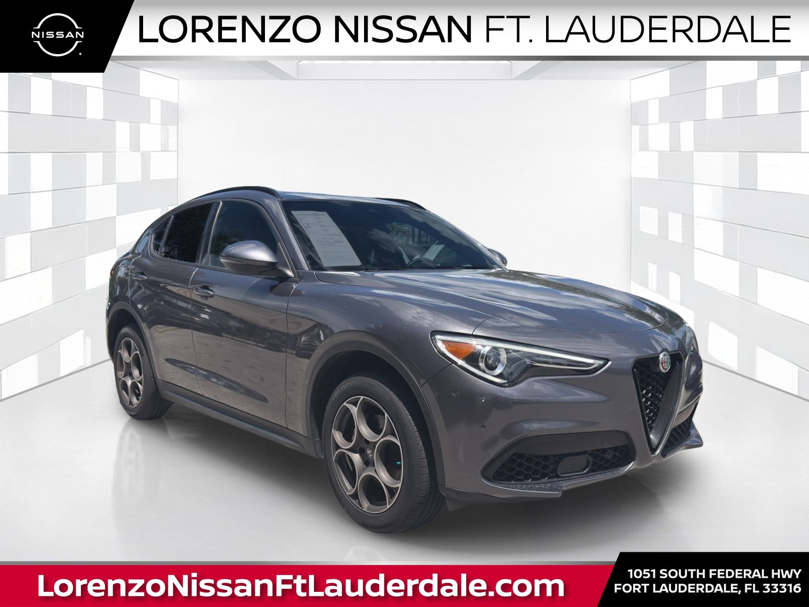 Used 2023 Alfa Romeo Stelvio Sprint RWD image 1