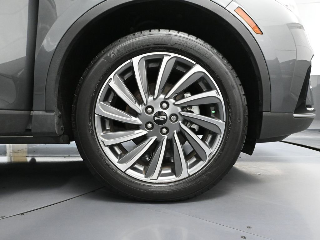 Used 2024 Lincoln Corsair Reserve w/ Towing Package image 16