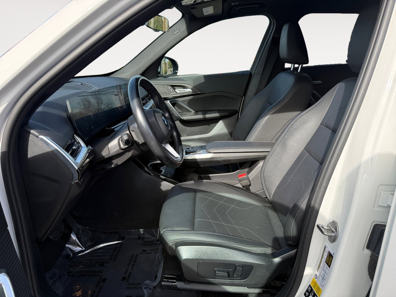 Used 2023 BMW X1 xDrive28i image 10