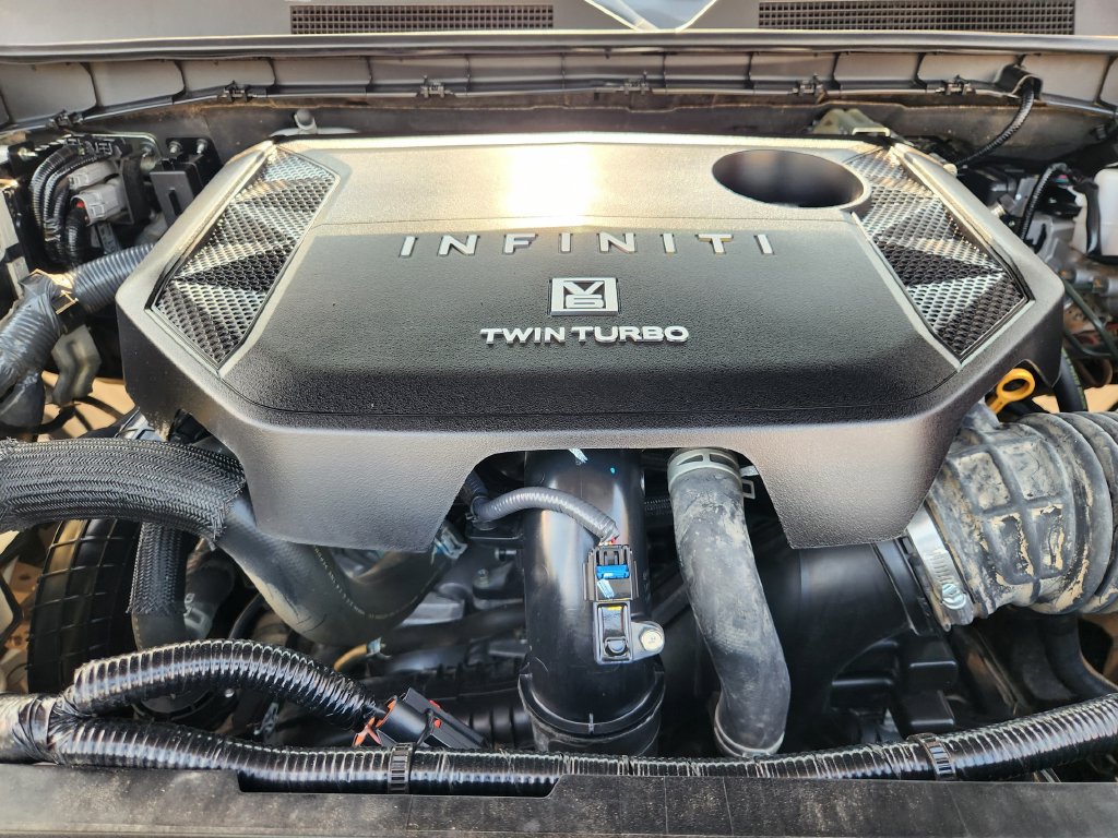 Used 2025 INFINITI QX80 Sensory w/ Exterior Package AWD/4WD image 33