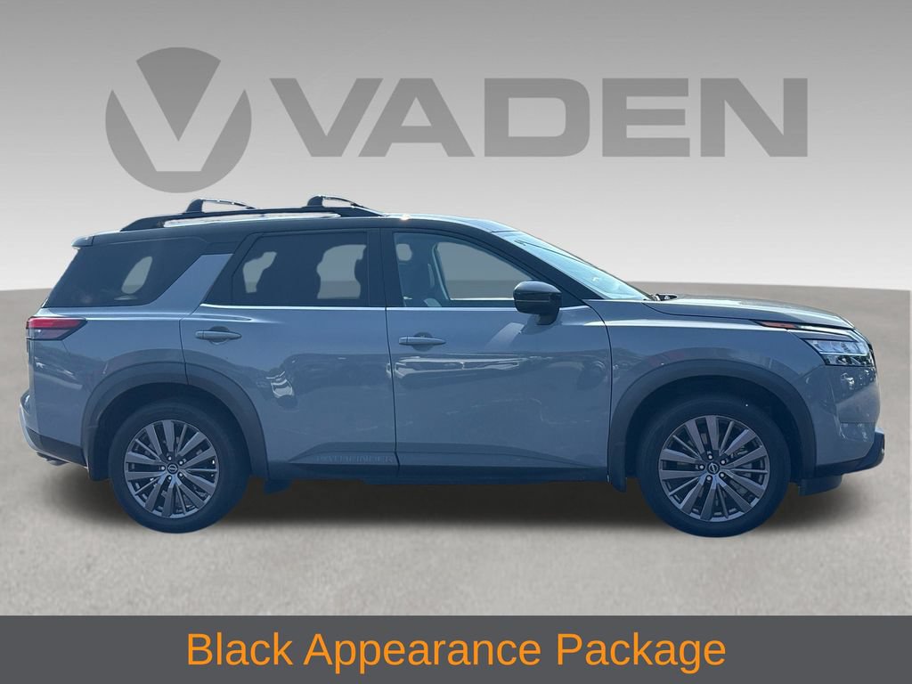 Used 2023 Nissan Pathfinder SL w/ SL Premium Package AWD/4WD image 25