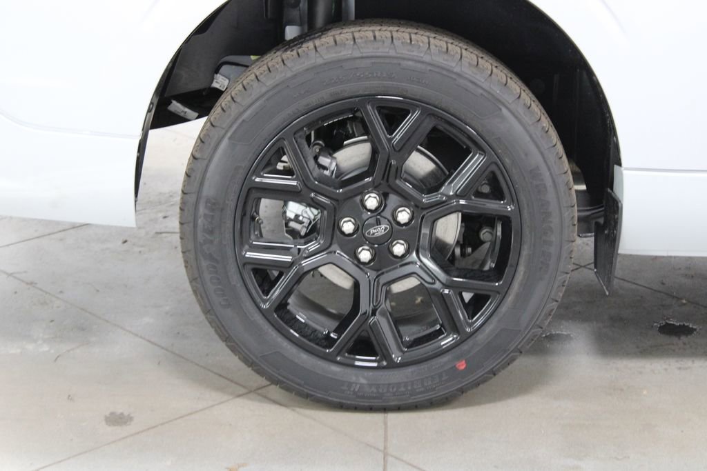 New 2026 Ford Maverick Lobo image 12