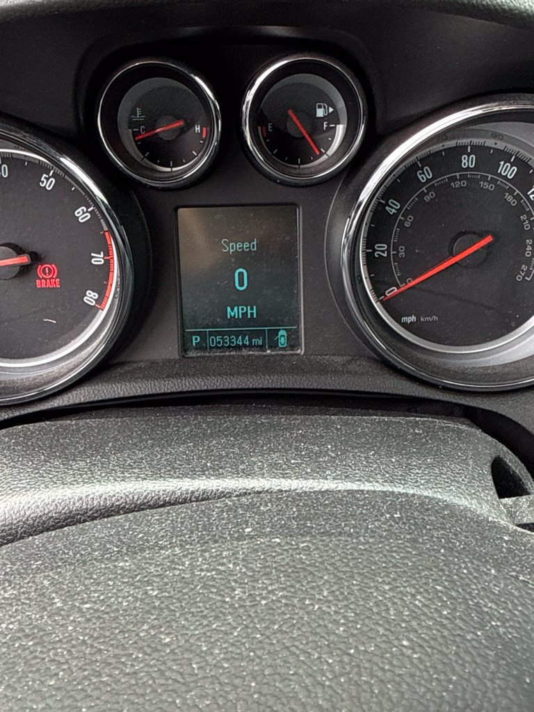 Used 2015 Buick Encore Convenience FWD image 3
