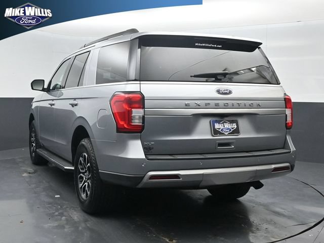Certified 2023 Ford Expedition XLT RWD image 5
