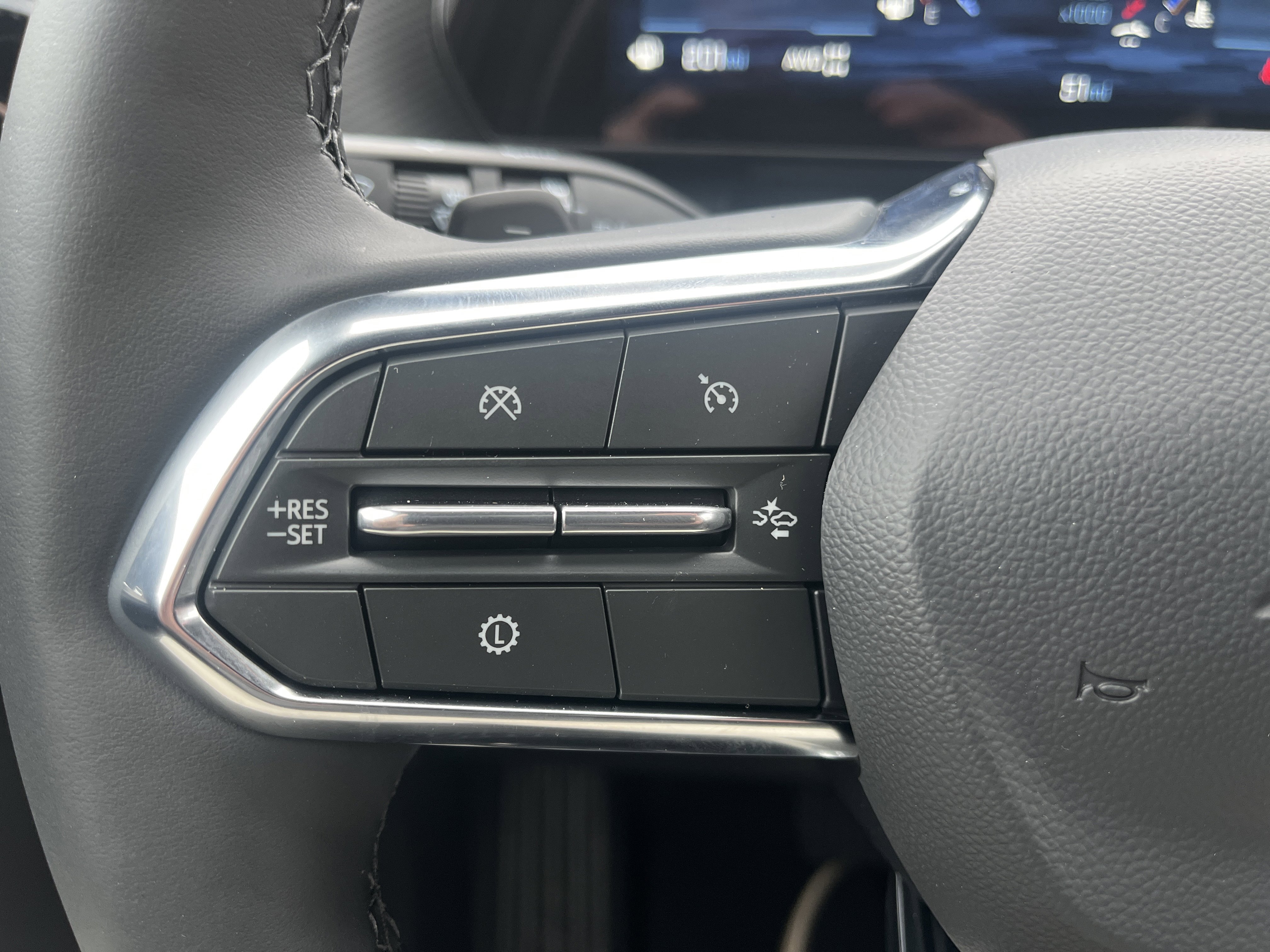 New 2026 Chevrolet Equinox LT w/ Safety and Technology Package image 8